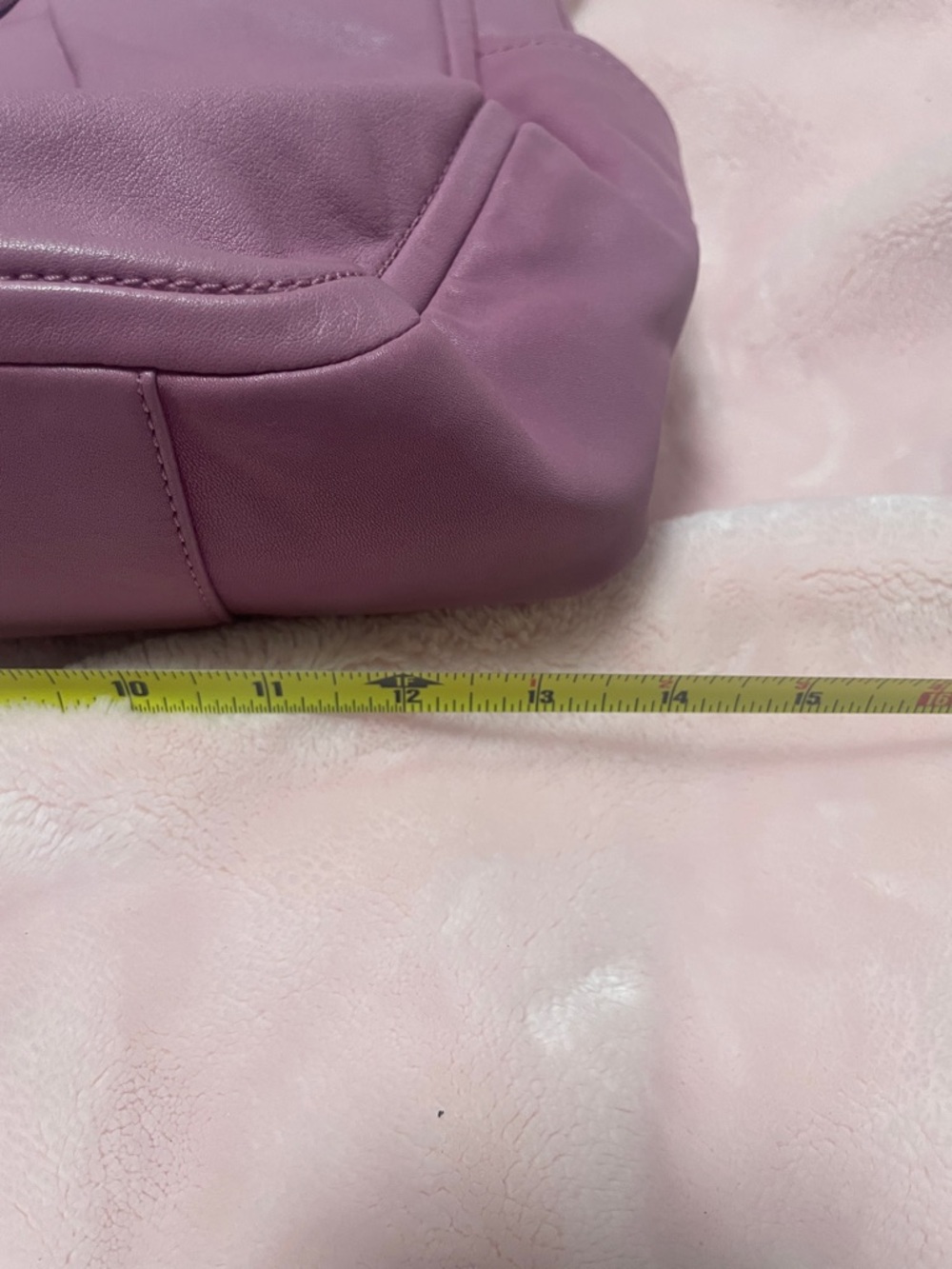 Coach - Picture 15 of 16